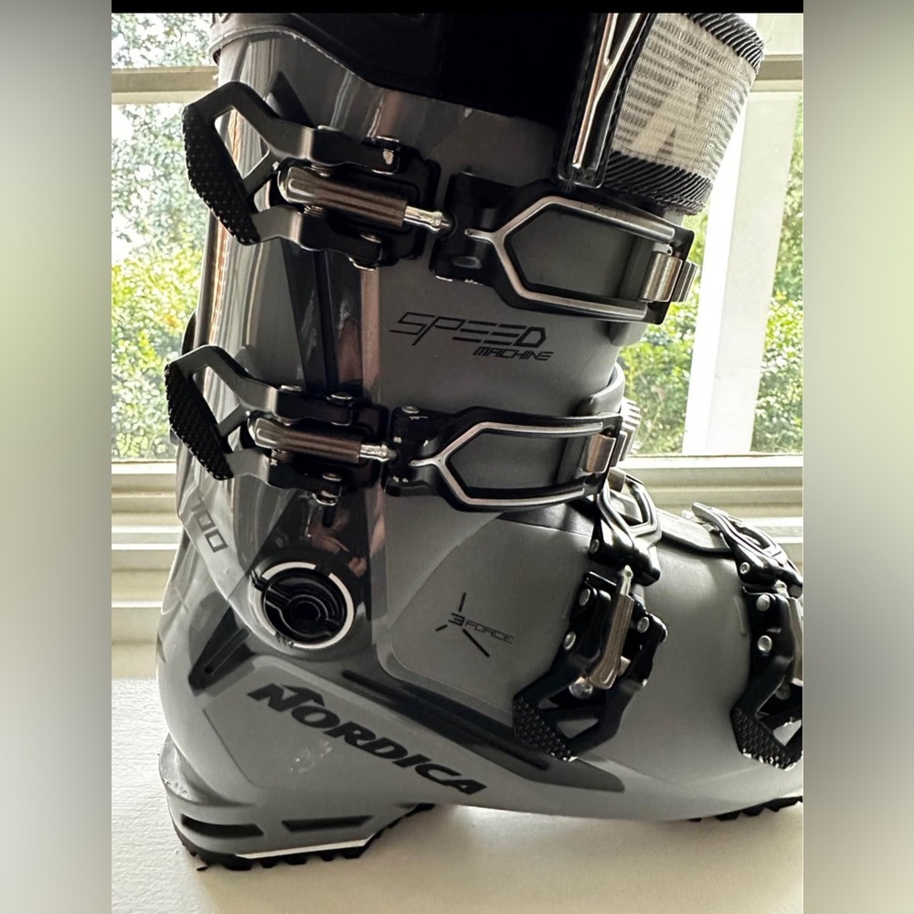 Nordica ski machines ski boots